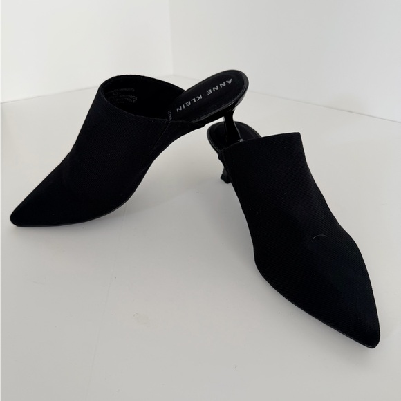 Anne Klein Black Kitten Heels Mules Size 8 - Picture 11 of 16